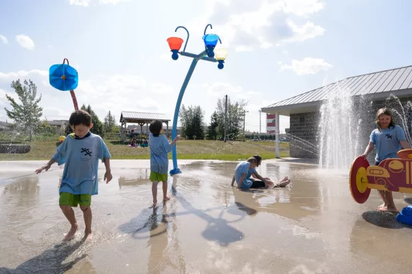 children playing in splash pad
